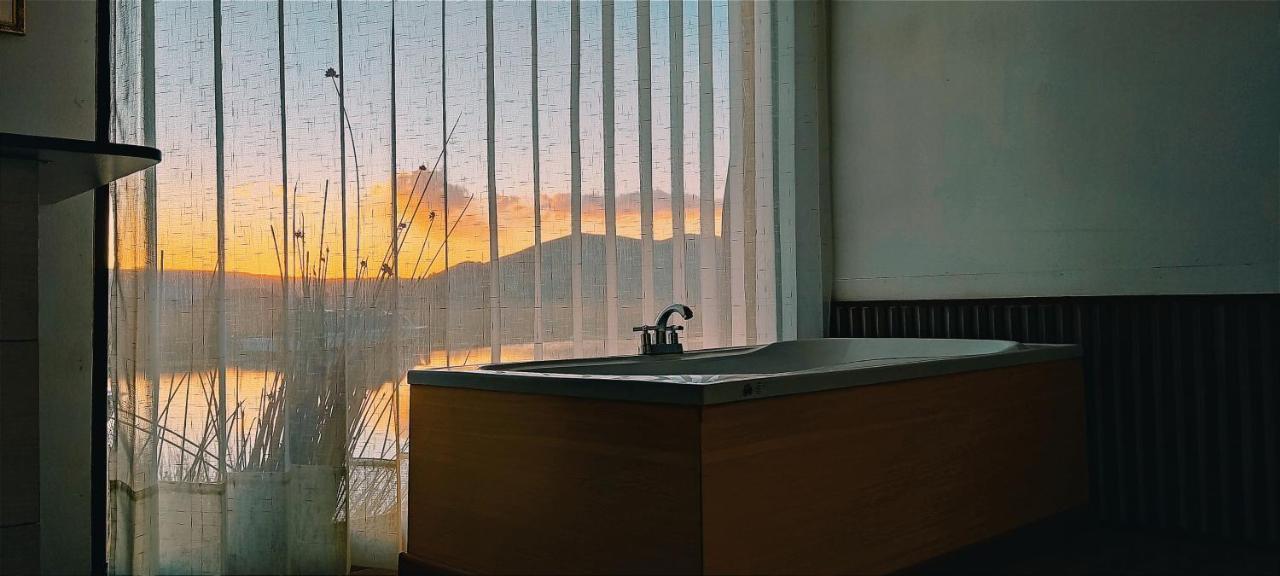 普诺Titicaca Habitacion Panoramica Vista Al Amanecer别墅 外观 照片